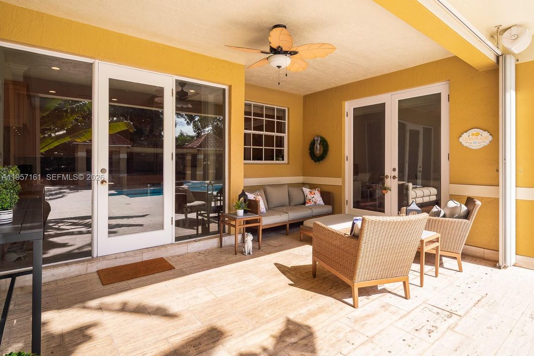 Activo con contrato: $3,950,000 (6 camas, 5 baños, 4695 Pies cuadrados)