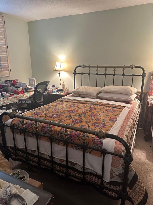For Sale: $145,000 (1 beds, 1 baths, 763 Square Feet)