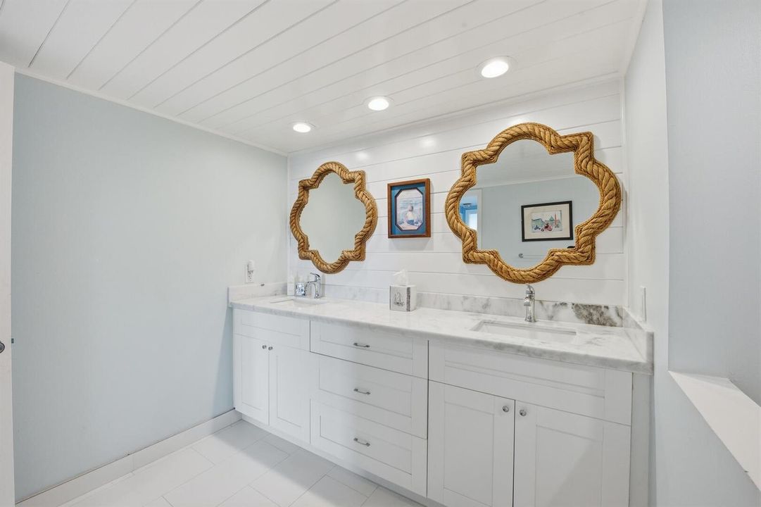 Dual Sinks