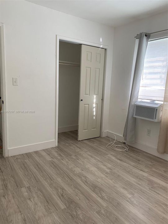Recientemente alquilado: $1,500 (1 camas, 1 baños, 9234 Pies cuadrados)