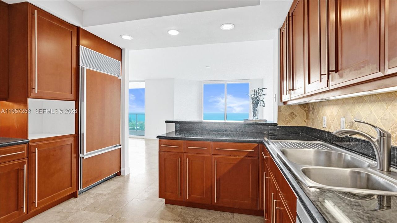Vendido Recientemente: $1,635,000 (3 camas, 3 baños, 3264 Pies cuadrados)