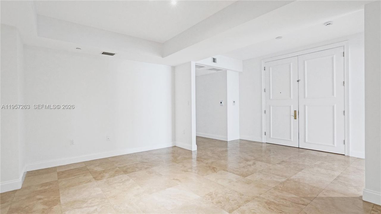 Vendido Recientemente: $1,635,000 (3 camas, 3 baños, 3264 Pies cuadrados)