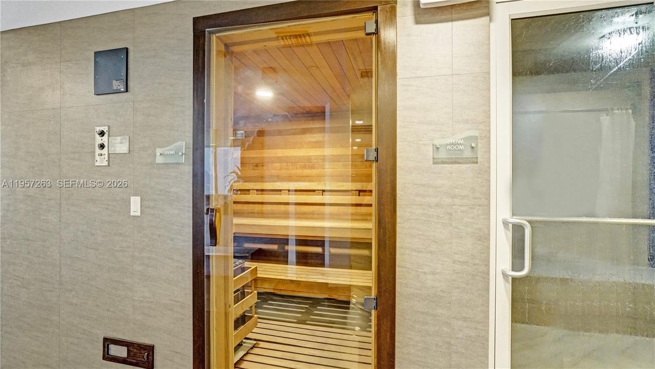 Vendido Recientemente: $1,635,000 (3 camas, 3 baños, 3264 Pies cuadrados)