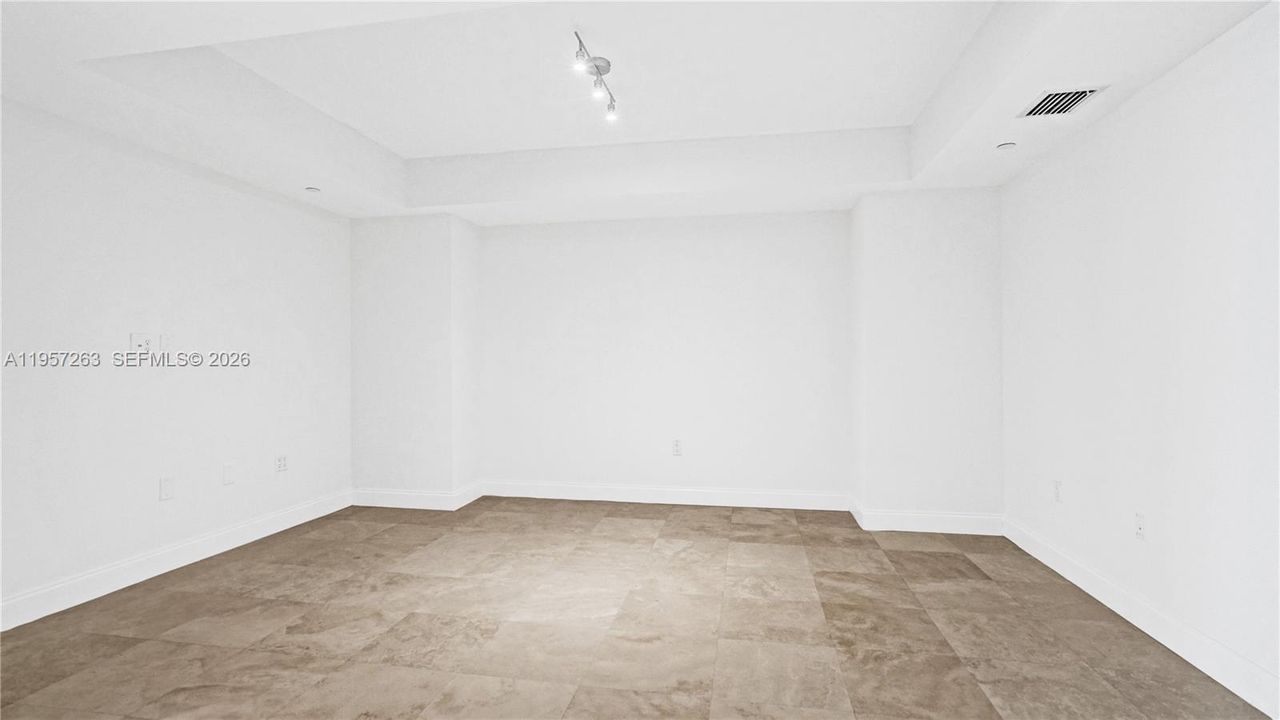 Vendido Recientemente: $1,635,000 (3 camas, 3 baños, 3264 Pies cuadrados)