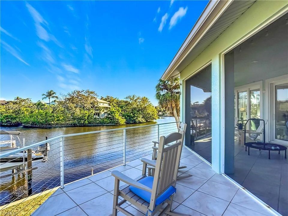 For Sale: $1,900,000 (3 beds, 2 baths, 2005 Square Feet)