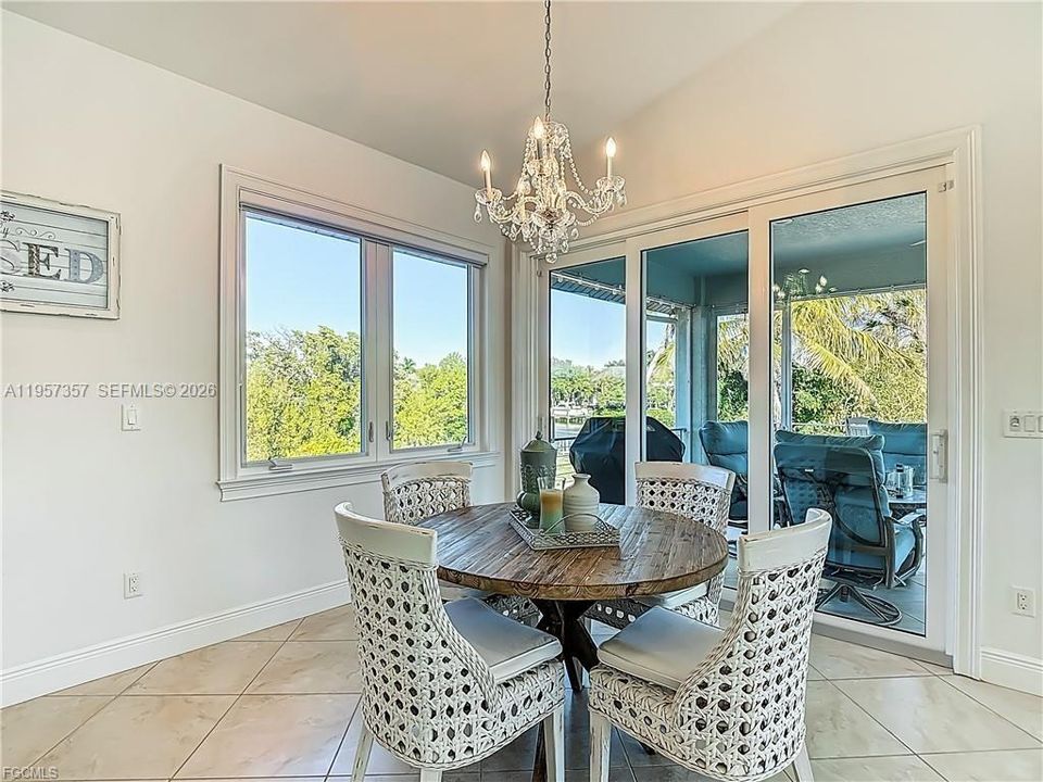 For Sale: $1,900,000 (3 beds, 2 baths, 2005 Square Feet)