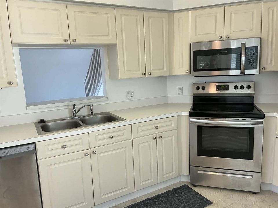Kitchen to Living Room