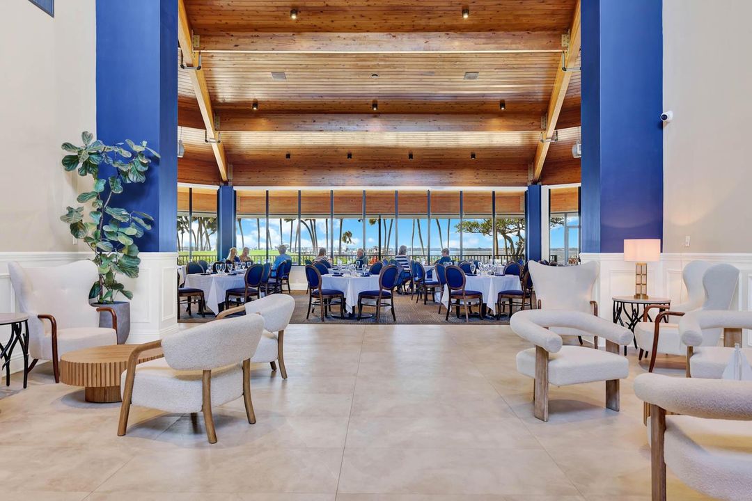 083_-_Restaurant_1