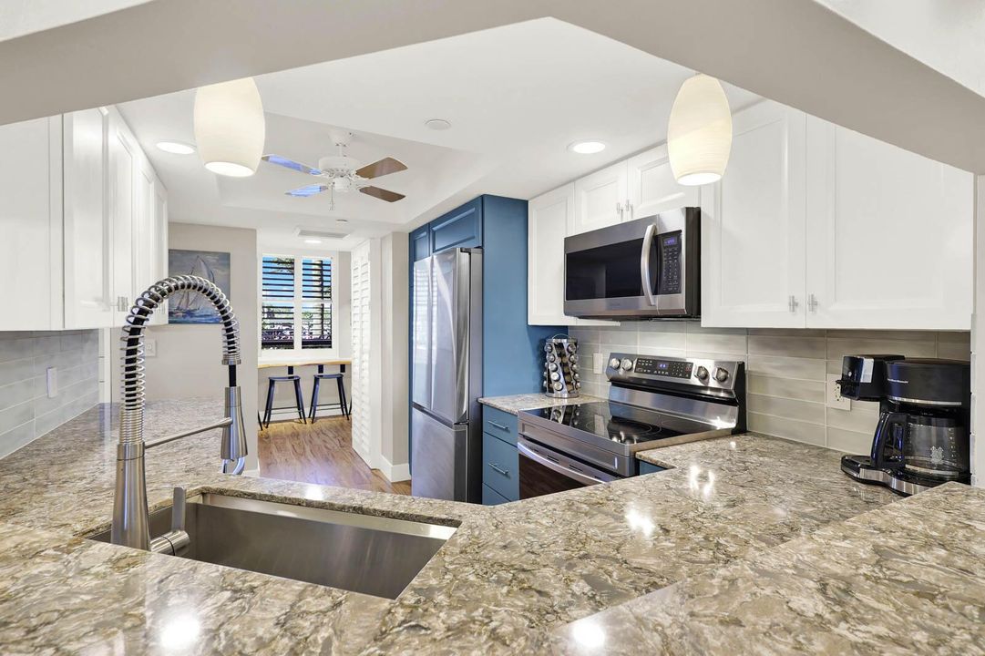 025_-_Kitchen_5