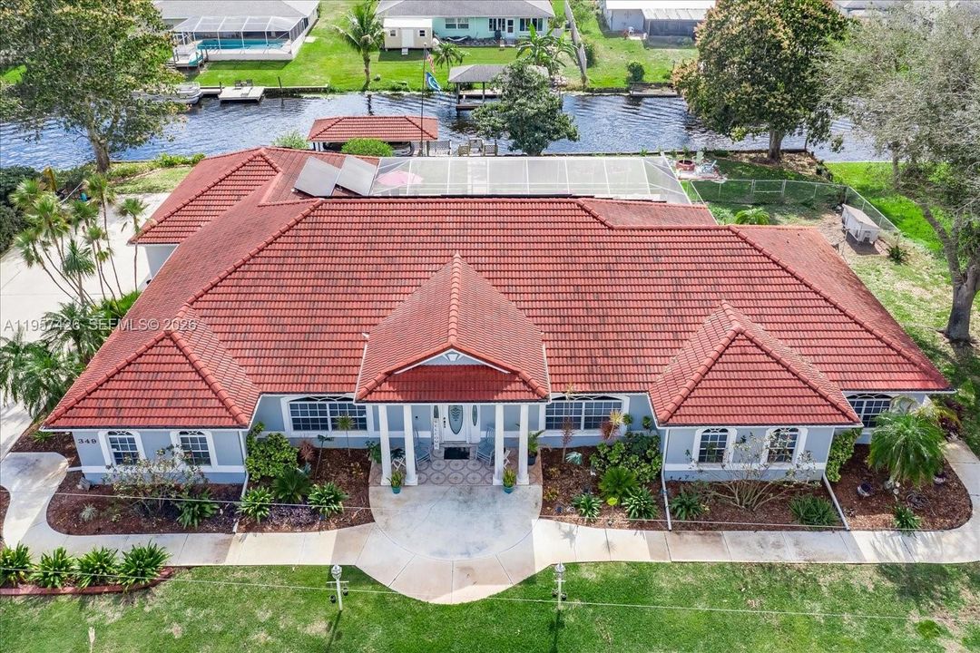 Недавно продано: $759,900 (6 спален, 3 ванн, 3812 Квадратных фут)