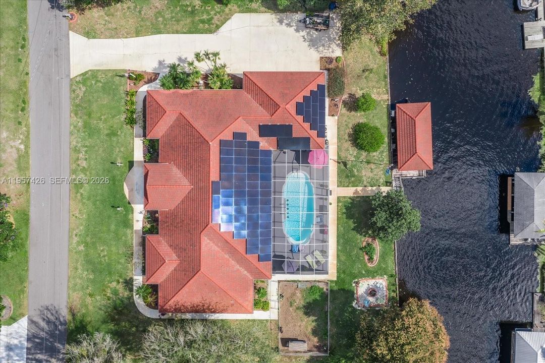 Недавно продано: $759,900 (6 спален, 3 ванн, 3812 Квадратных фут)