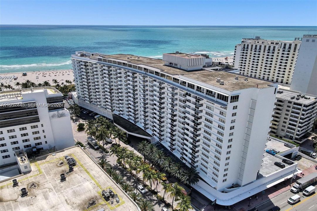 For Sale: $325,000 (1 beds, 1 baths, 545 Square Feet)