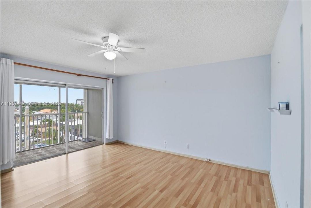 En Venta: $158,000 (1 camas, 1 baños, 770 Pies cuadrados)
