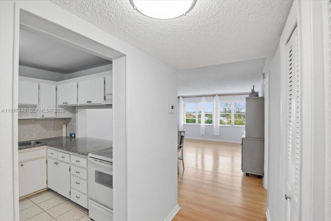 En Venta: $158,000 (1 camas, 1 baños, 770 Pies cuadrados)