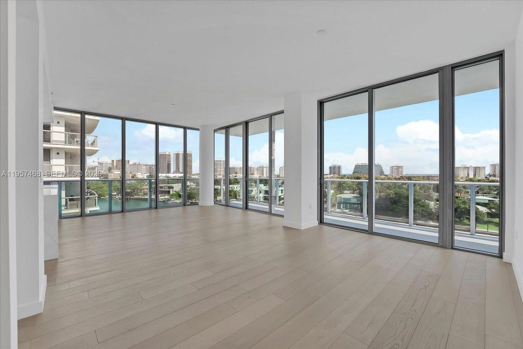 For Sale: $3,850,000 (4 beds, 4 baths, 2502 Square Feet)