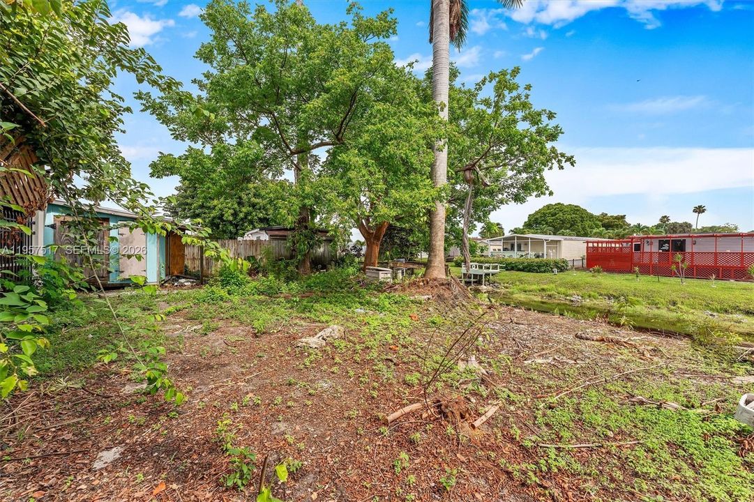 En Venta: $395,000 (3 camas, 2 baños, 914 Pies cuadrados)