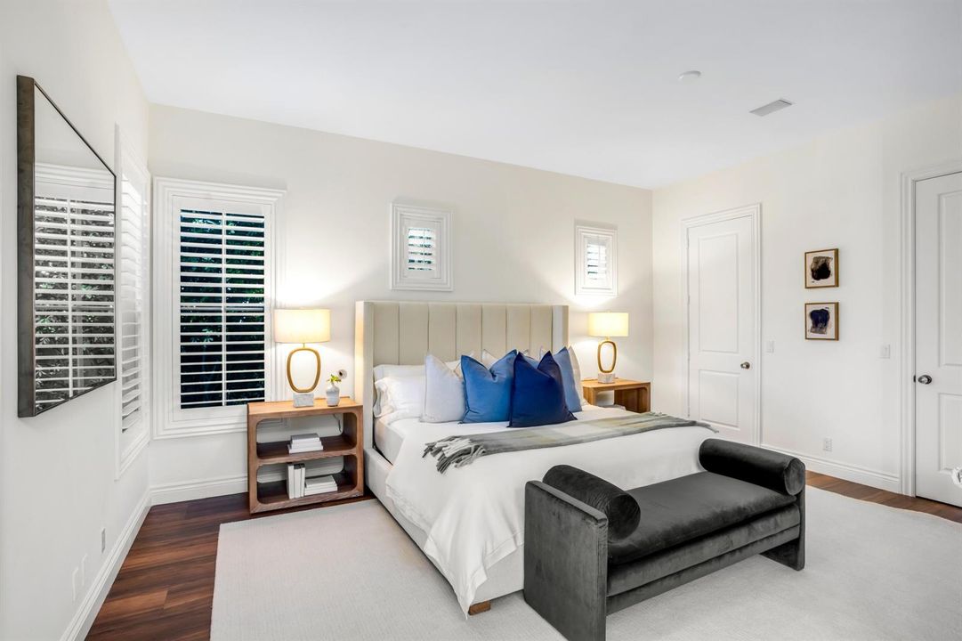 mls_PRIMARY_BEDROOM_EB