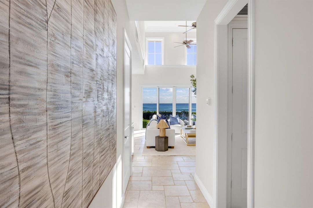 mls_HALLWAY_STRAIGHT_EB