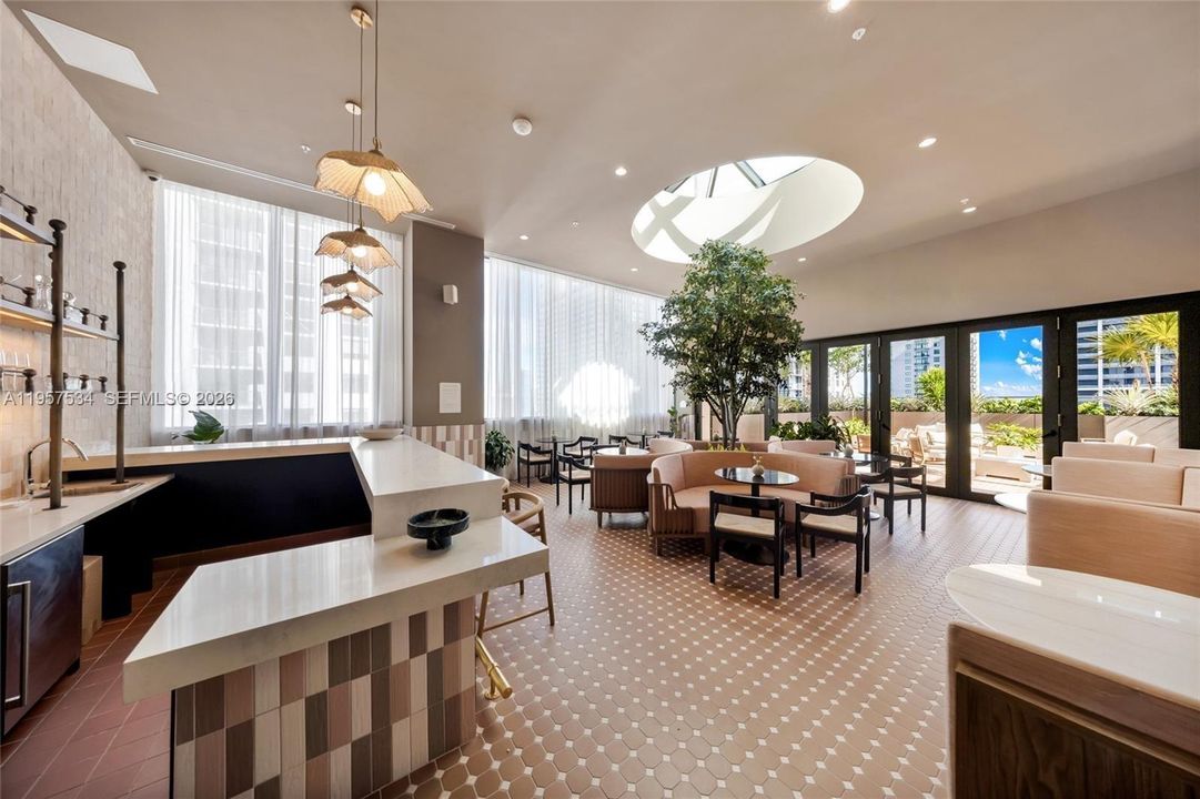 Vendido Recientemente: $434,500 (0 camas, 1 baños, 350 Pies cuadrados)
