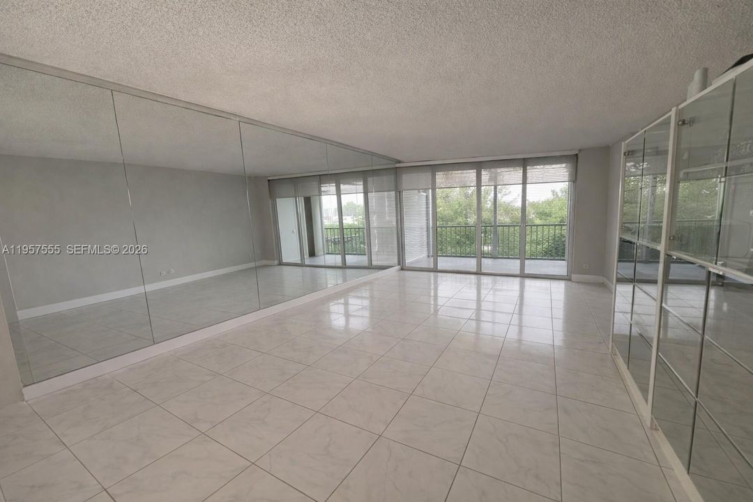 For Sale: $72,495 (2 beds, 2 baths, 1260 Square Feet)