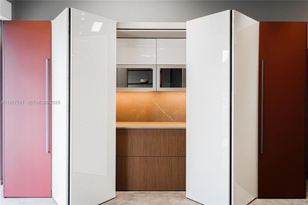 На продажу: $700,000 (0 спален, 0 ванн, 0 Квадратных фут)