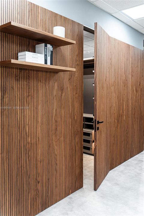 На продажу: $700,000 (0 спален, 0 ванн, 0 Квадратных фут)