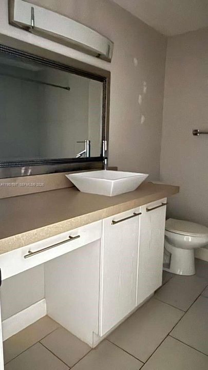 Activo con contrato: $190,000 (3 camas, 2 baños, 1690 Pies cuadrados)
