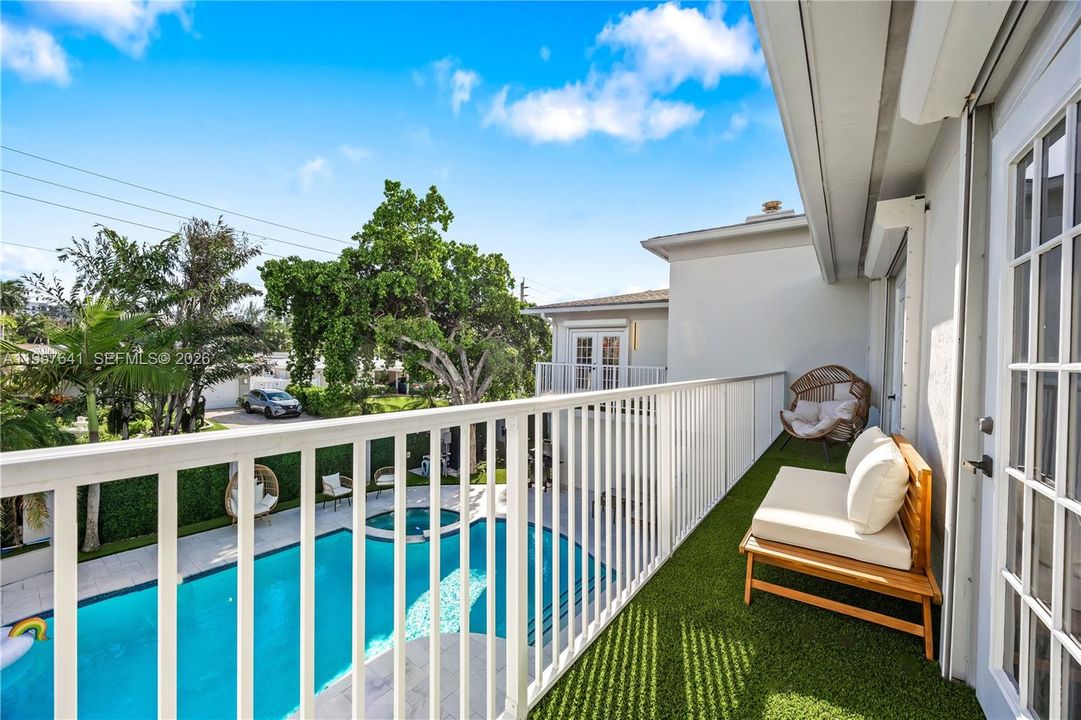 En Venta: $1,690,000 (6 camas, 4 baños, 4865 Pies cuadrados)