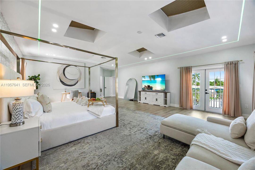 En Venta: $1,690,000 (6 camas, 4 baños, 4865 Pies cuadrados)