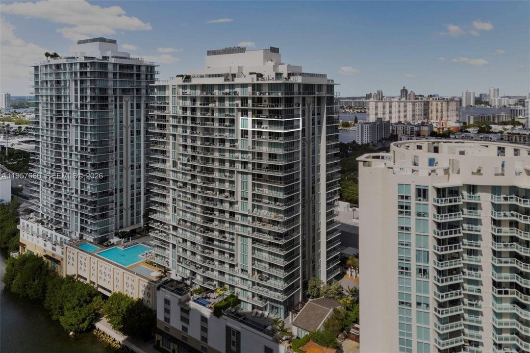 For Sale: $1,899,000 (3 beds, 3 baths, 1892 Square Feet)
