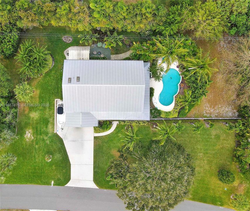 For Sale: $1,890,000 (4 beds, 3 baths, 2778 Square Feet)