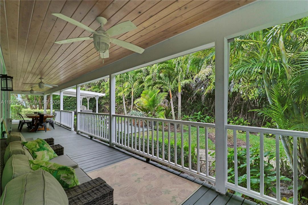 For Sale: $1,890,000 (4 beds, 3 baths, 2778 Square Feet)