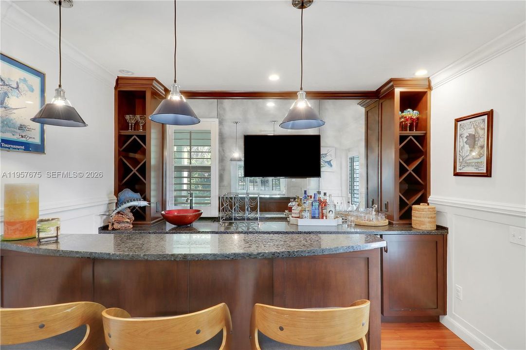 For Sale: $1,890,000 (4 beds, 3 baths, 2778 Square Feet)