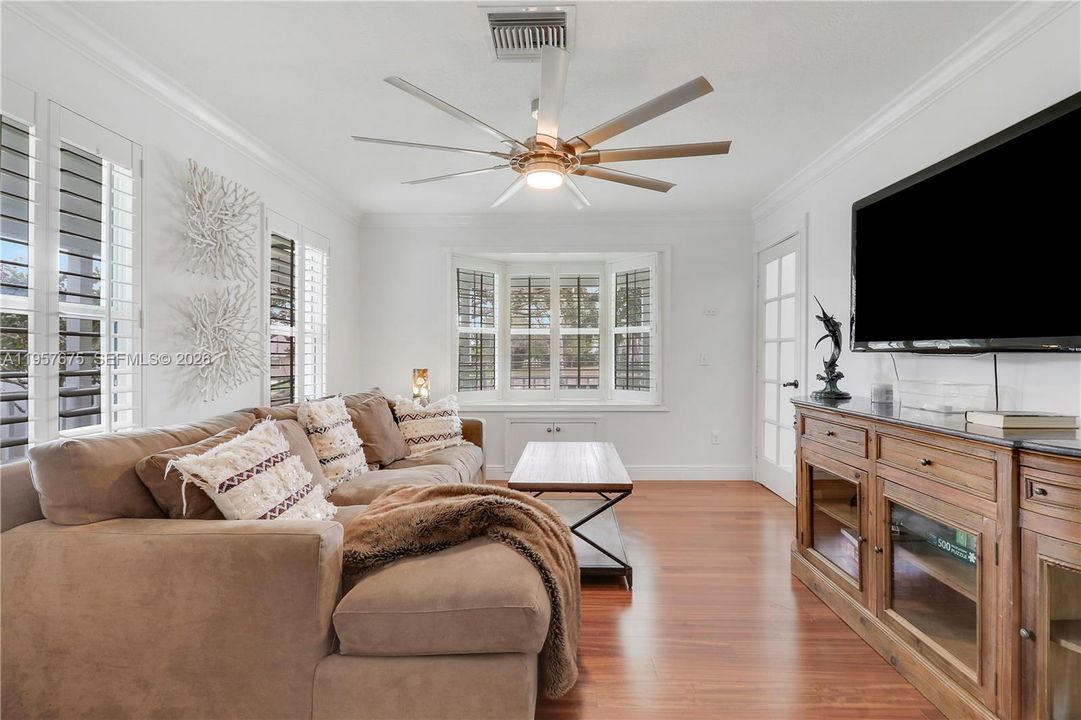 For Sale: $1,890,000 (4 beds, 3 baths, 2778 Square Feet)