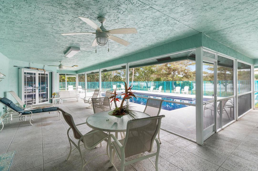 8862 Estate Dr-large-033-032-DSC7886-150