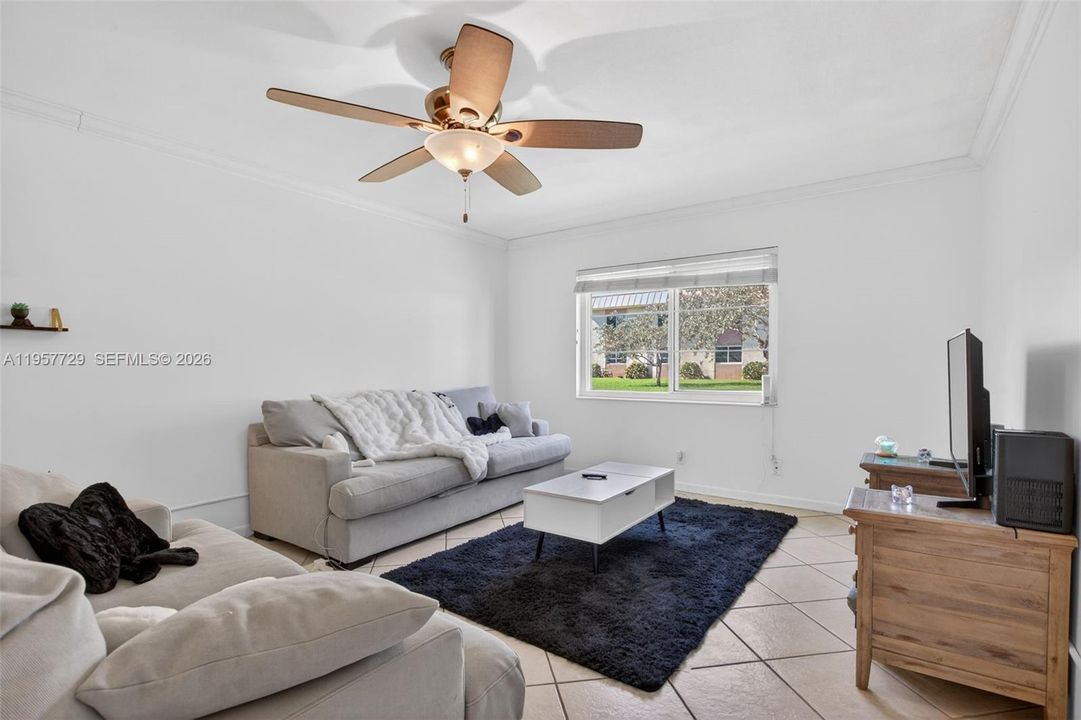 En Venta: $144,900 (1 camas, 1 baños, 750 Pies cuadrados)