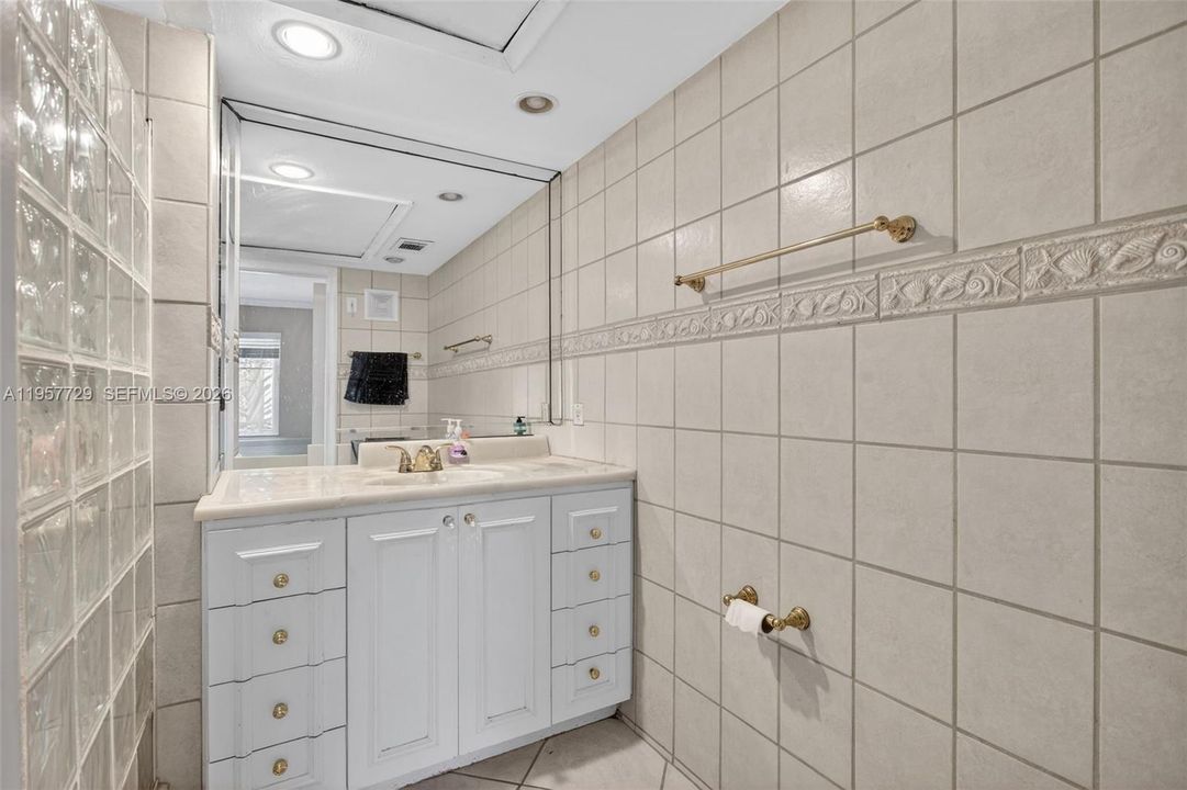 En Venta: $144,900 (1 camas, 1 baños, 750 Pies cuadrados)