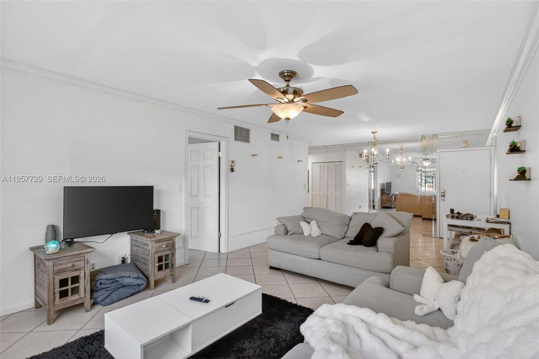 En Venta: $144,900 (1 camas, 1 baños, 750 Pies cuadrados)