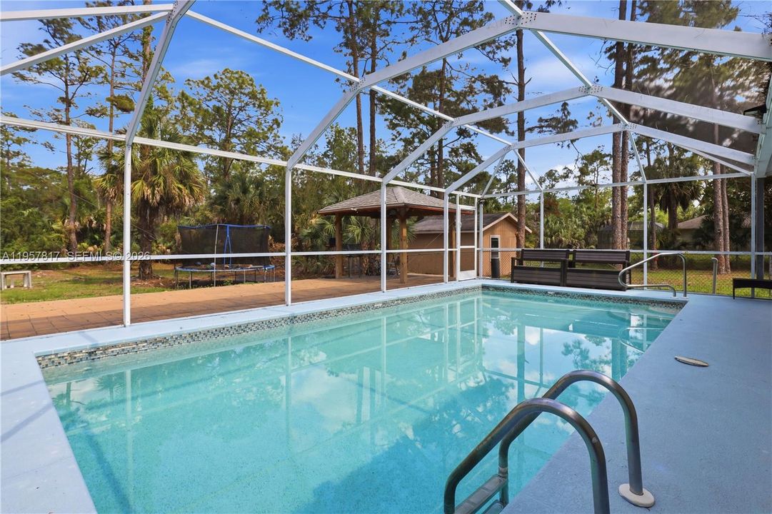 En Venta: $519,000 (3 camas, 2 baños, 1956 Pies cuadrados)