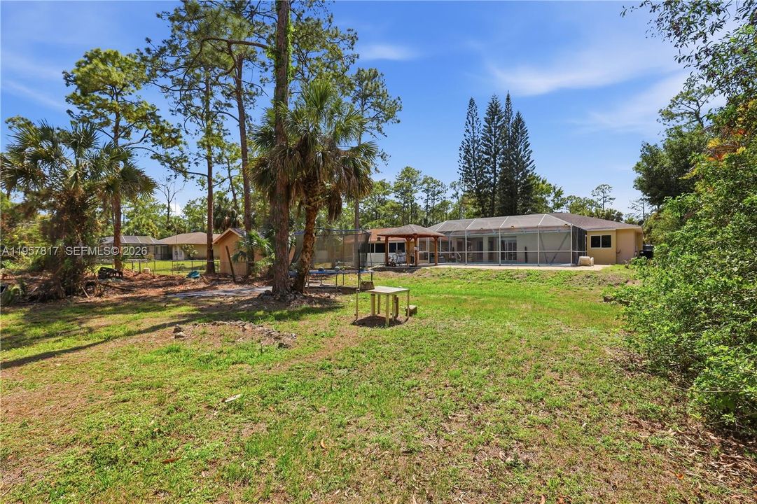 En Venta: $519,000 (3 camas, 2 baños, 1956 Pies cuadrados)