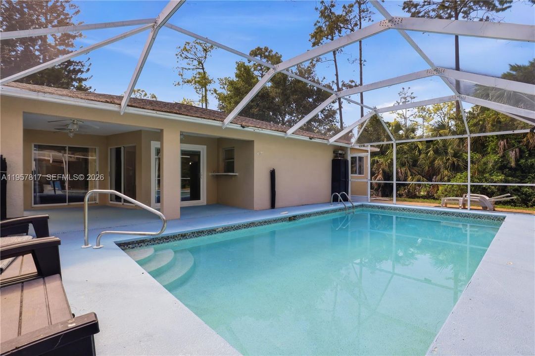 En Venta: $519,000 (3 camas, 2 baños, 1956 Pies cuadrados)