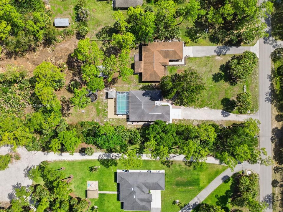 En Venta: $519,000 (3 camas, 2 baños, 1956 Pies cuadrados)