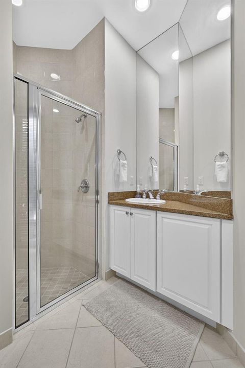 Third guest bath