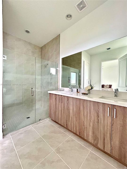 For Rent: $3,950 (4 beds, 3 baths, 0 Square Feet)