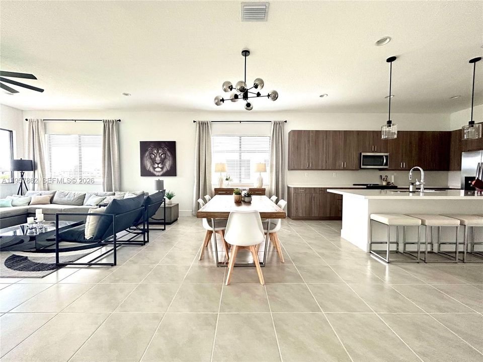 For Rent: $3,950 (4 beds, 3 baths, 0 Square Feet)