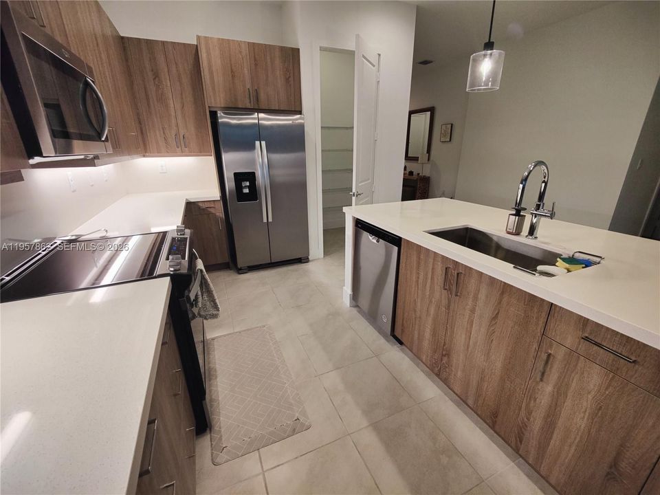 For Rent: $3,950 (4 beds, 3 baths, 0 Square Feet)