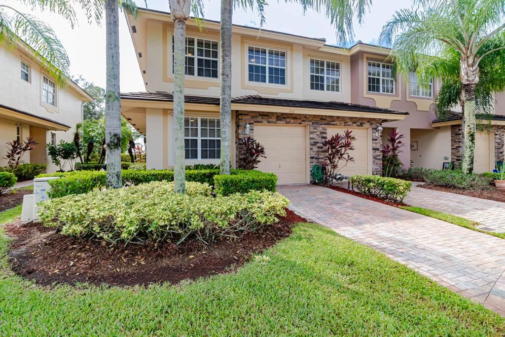 356 SE Bloxham Way-34