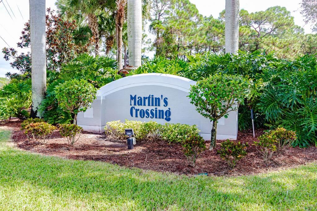 356 SE Bloxham Way-36