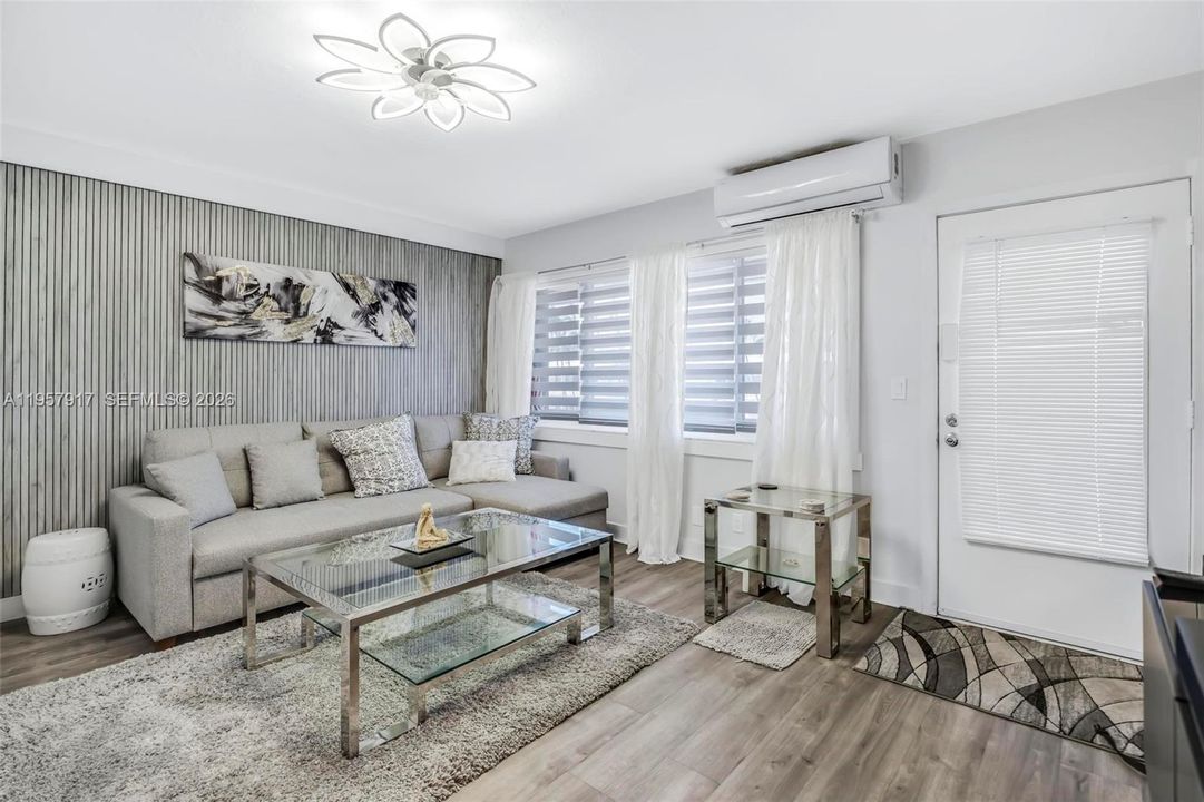 En Venta: $115,000 (1 camas, 1 baños, 625 Pies cuadrados)