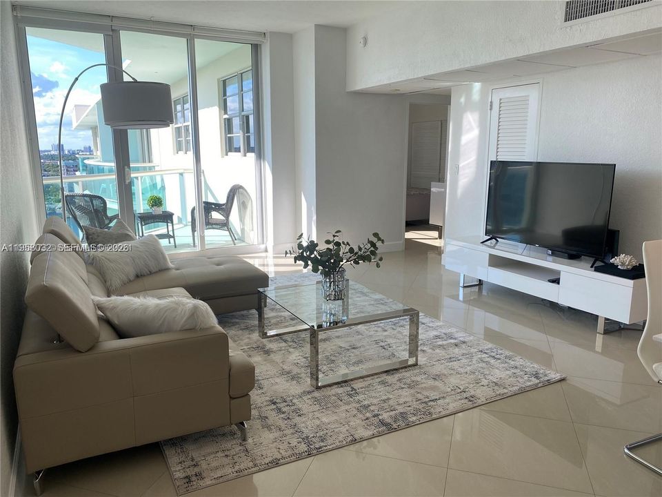 En Venta: $480,000 (1 camas, 1 baños, 789 Pies cuadrados)